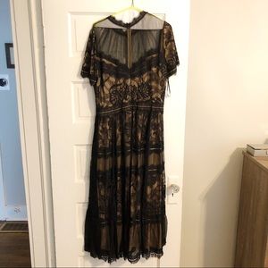 Tadashi Shoji Black Midi Dress Size 16